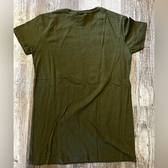 University of Hawaii 🍍collegiate shirt 🍍 - Picture 9 of 9